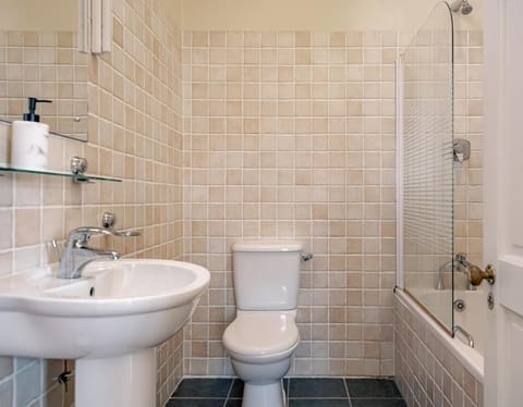 3 bedroom pet friendly home in the heart of Kenmare town Vacation rental in Kenmare