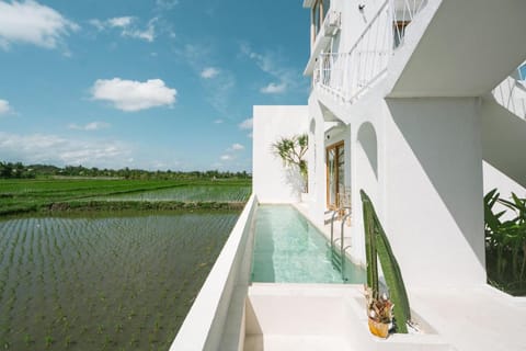 Morroi Villas Tanah Lot Hotel in Kediri