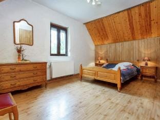 Quaint Holiday Home with Fenced Garden in Manhay Vacation rental in Manhay