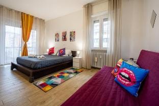 Eclettica Dimora Pop Art per 8 pax | self check-in Apartment in Verona