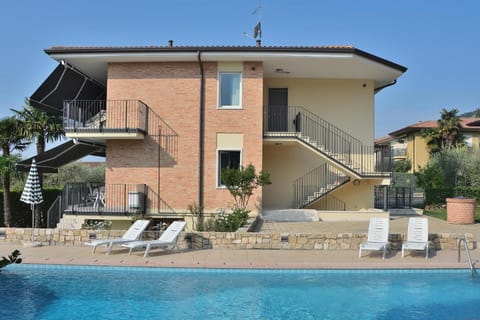 Cà Gardesana With Pool Vacation rental in Garda