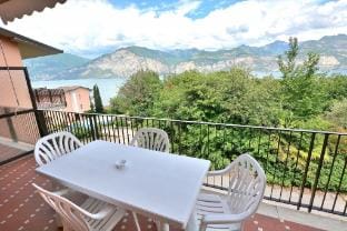 Apartment Candor With Pool Apartment in Malcesine
