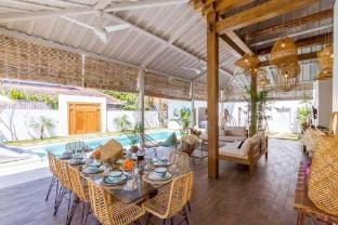 Villa M by Alfred in Bali - Stunning Family Villa with Pool at Seminyak Beach Villa in Kuta