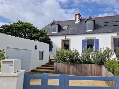 Holiday Home in Plougasnou with Sea Views Vacation rental in Plougasnou