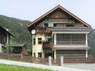 Chalet in Krimml near Waterfalls Apartment in Salzburgerland