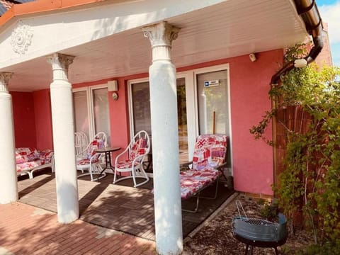 Holiday Home by Szczecin Lagoon and Forest Vacation rental in West Pomeranian Voivodeship, Poland