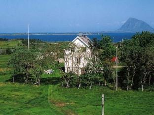 person holiday home in Bostad-By Traum Vacation rental in Lofoten