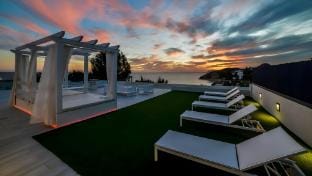 Villa Carlota 100m to beach seaview private pool Villa in Villajoyosa