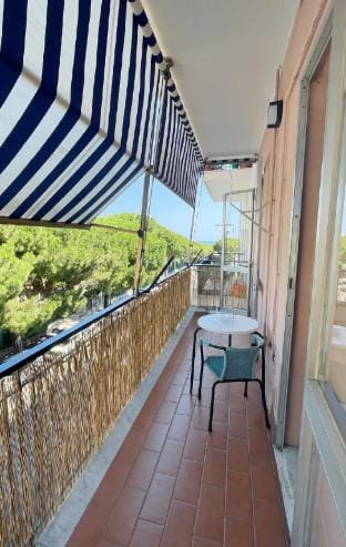 House of Sun, beach 400m + free parking, Albenga Apartment in Albenga