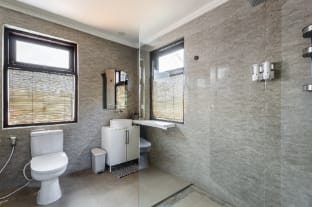 Deluxe Room with Pool View Apartment in West Selemadeg