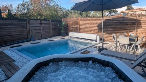 Gîtes Domaine de la Chapelle Apartment in Roquefort-les-Pins