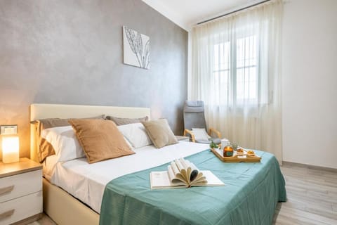 Sage&Rosemary Home - with Garden by Pleiades Home Apartment in Pisa