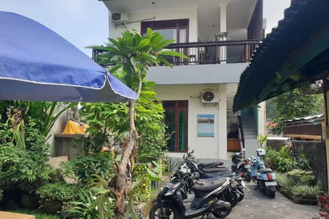 Hotel O Pondok Tulasi Hostel Near Monkey Forest Hotel in Ubud