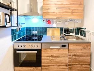 Urban Jungle Riesiger Balkon | Parken Arbeitsplatz Apartment in Offenbach