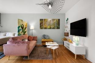 Jungle Deluxe Suite | Parken Balkon Jumanji TV Apartment in Offenbach