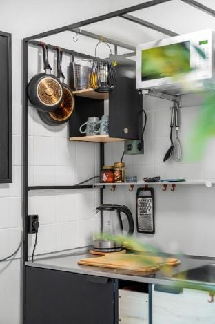 Urban Jungle Studio Center Marktplatz Kitchen TV Apartment in Offenbach