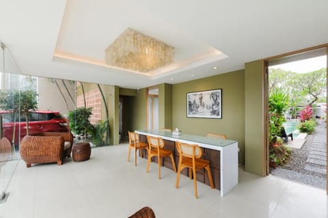 Tan's Astana Villa's by The Lavana Villa in Kuta