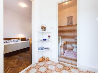 Guest House Ljubica - Double Room with Private Bathroom-2 2 Apartment in Dubrovnik