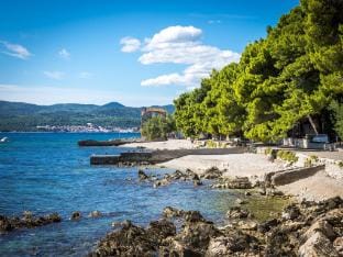 Holiday Home Lido - Three Bedroom Holiday House with Terrace Vacation rental in Dubrovnik-Neretva County