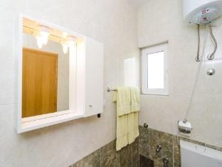 Apartments  Rooms Barisic - Studio Apartment with Balcony and City View First Floor-APT 10 Apartment in Srebreno