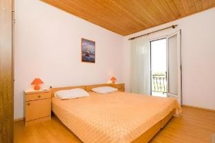 Apartments Sutvid- One Bedroom Apartment with Loggia and Sea View Apartment in Dubrovnik-Neretva County