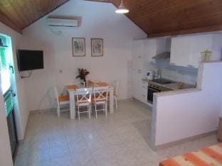 Holiday Home Oliva - Holiday House with Terrace and Sea View Vacation rental in Bol
