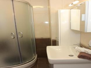 Holiday House Pine Tree - Three Bedroom Holiday Home with Pool Vacation rental in Split-Dalmatia County