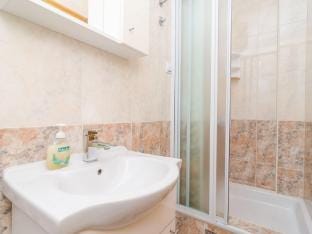 Apartments  Rooms Barisic - Studio Apartment with Balcony and Garden View Second Floor-APT 13 Apartment in Srebreno