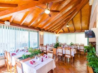 Pansion Srebreno - Double or Twin Room wth Balcony and City View 1 Apartment in Srebreno