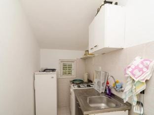 Apartments Sutvid- Two Bedroom Apartment with Balcony and Sea View Apartment in Dubrovnik-Neretva County