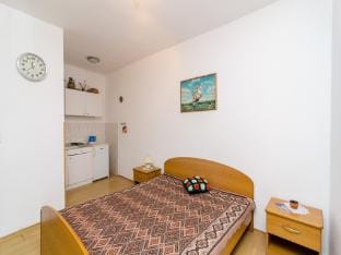 Apartments Rasica Molunat - Standard Studio Apartment in Dubrovnik-Neretva County