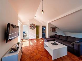 Holiday Home Island Gem - Five Bedroom Apartment Apartment in Dubrovnik-Neretva County