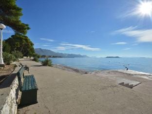 LaidBack Apartments - Comfort One Bedroom Apartment with Balcony and Sea View Green Apartment in Dubrovnik-Neretva County