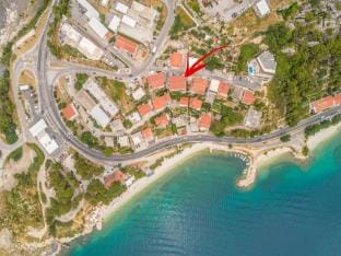 Apartments Hope Dugi Rat - Comfort OneBedroom Apartment with Terrace and Sea View A1 Apartment in Split-Dalmatia County