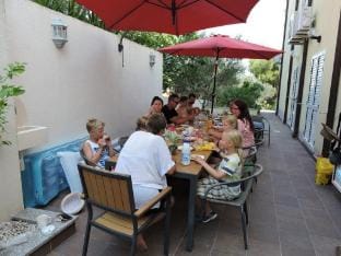 Apartments Villa Moonlight - Two Bedroom Apartment with Sea View TerraceFamily Apartment in Okrug Gornji