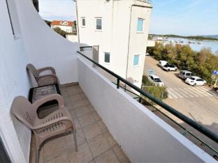 Apartments Helena - One bedroom apartment with Balcony and Sea View - A1 Apartment in Murter