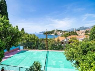 Apartments  Rooms Mara  Petrunjela - Deluxe Double Room with Sea View Apartment in Cavtat