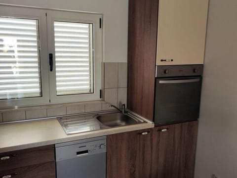 Holiday Home Maja - Four Bedroom Holiday Home with Terrace and Sea View Vacation rental in Split-Dalmatia County