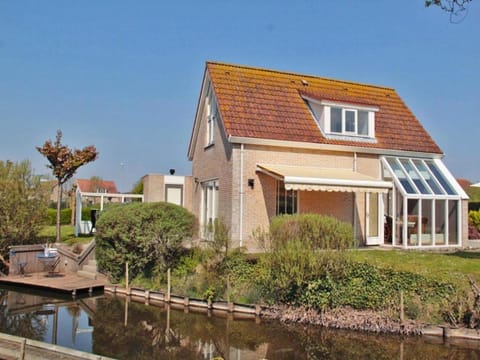 Bungalow in Breskens near the Beach Vacation rental in Zeeland, Netherlands