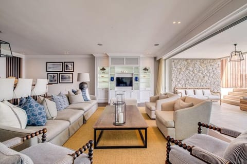 Caliche Apartment in Camps Bay