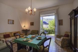 Vintage Apartment with Garden by Wonderful Italy Apartment in Santa Margherita Ligure