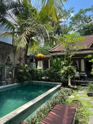 The Palm Green Ubud Villa in Sukawati