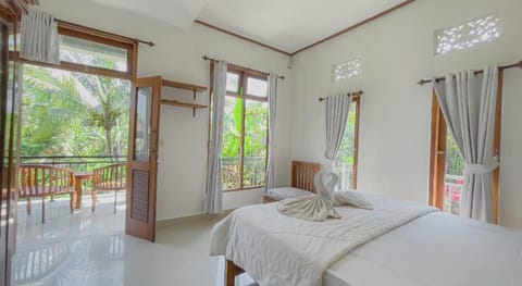 Surya Ubud View and Suites by EPS Bed and Breakfast in Payangan