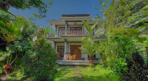 Surya Ubud View and Suites by EPS Bed and Breakfast in Payangan