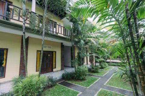 RedDoorz @ Saren Anyar Homestay Lukluk Hotel in Abiansemal