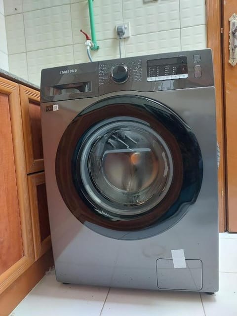 Benitah Capsule Hostel, Family room and Partitions Hotel in Al Sharjah