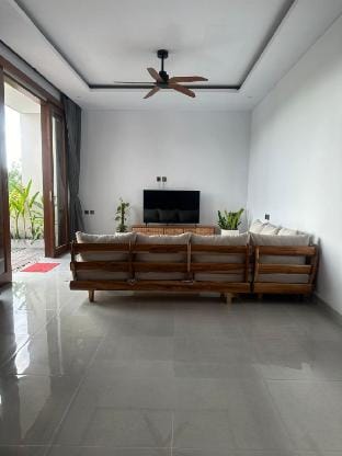 Serenity 3 Bedroom Villa in Canggu Villa in North Kuta