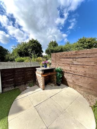 Stylish 3-bed home in Prestwich with free parking Vacation rental in Prestwich