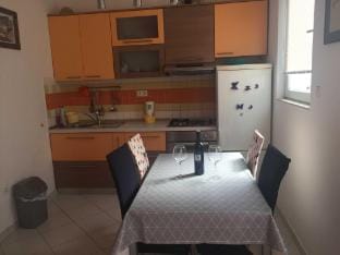 Apartments Roko ST - Standard One Bedroom Apartment with Shared Terrace A1 Apartment in Podstrana
