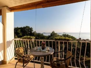Apartments Belenum - Double Room with Balcony and Sea View no.2 Apartment in Plat